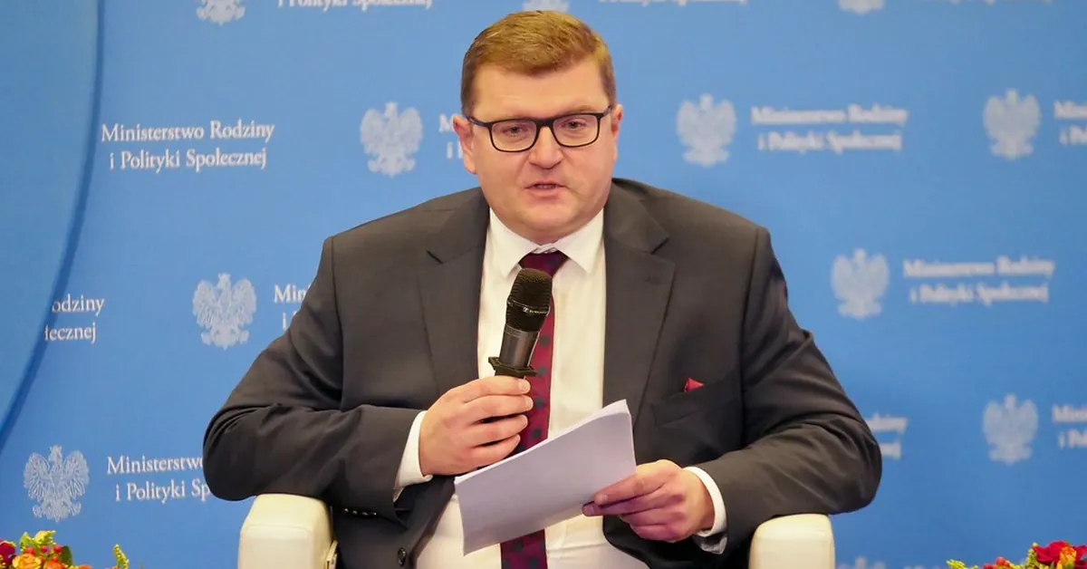 Prognozy polityczne 2025: scenariusze dla Polski